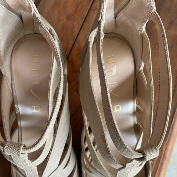 Unisa Strappy Heels. Beige. Size 9 - Picture 5 of 7